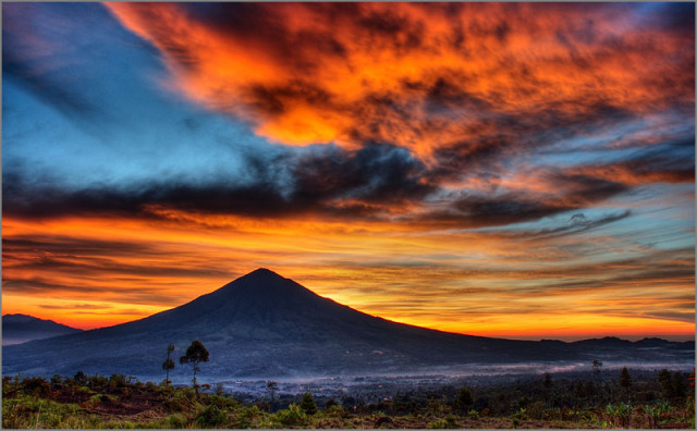 Cikuray Sunrise (hdr Version)