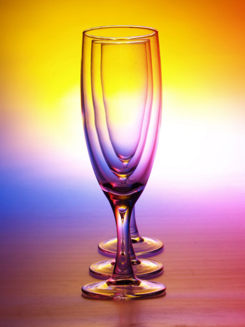 tiga gelas kotor lagi