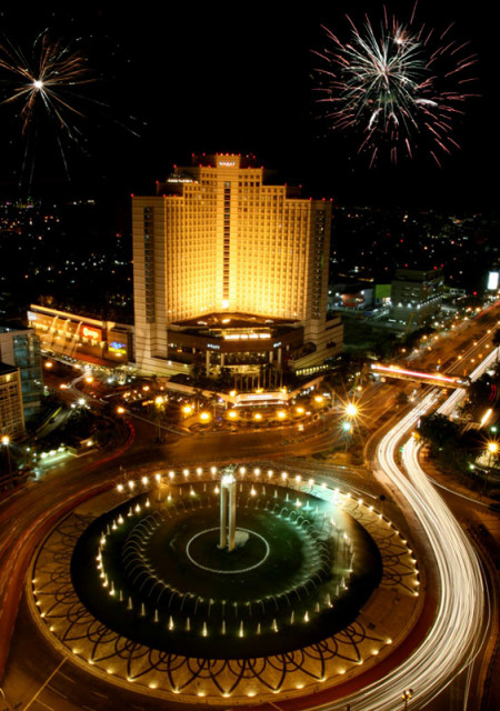 Happy New Year Ayofoto