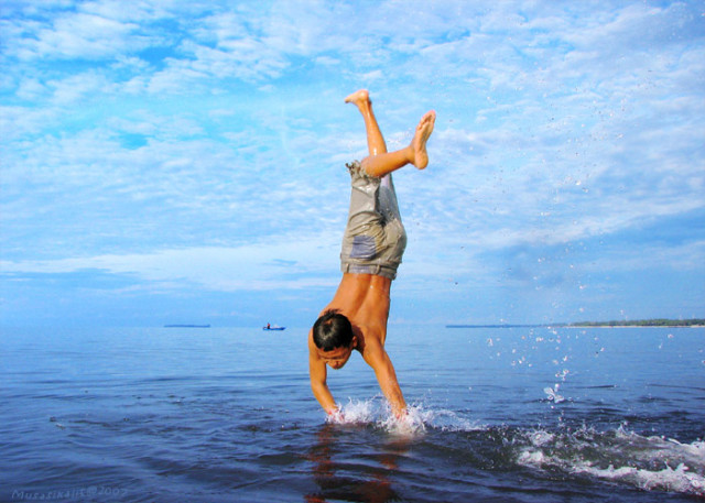 ++ aKSi Di aTaS AiR ++