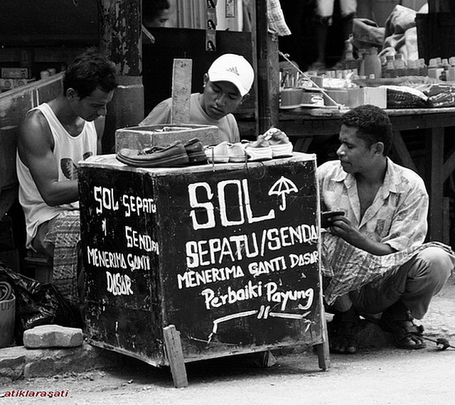 sol payung sepatu