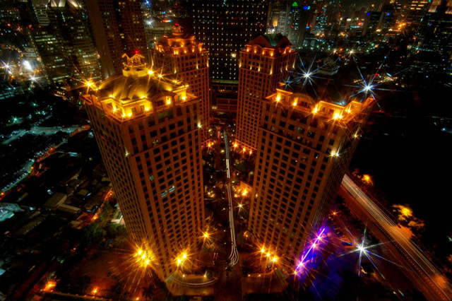 ::Four Tower:: (HDR)