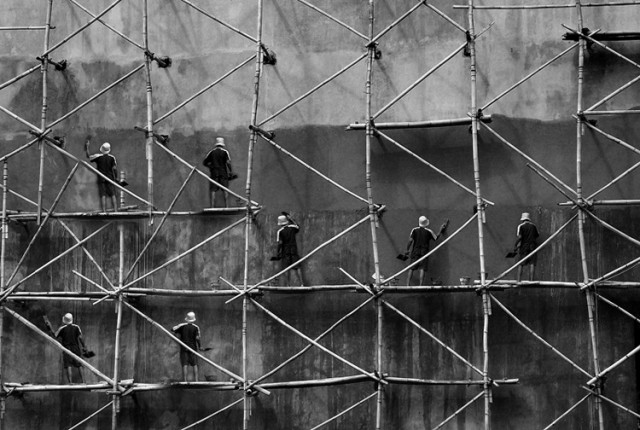 senin ini sibuk sekali