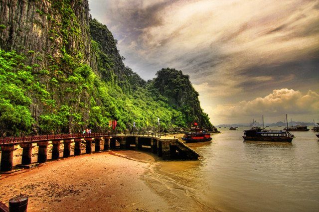 halong pier #2