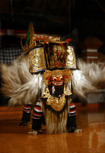 tari barong