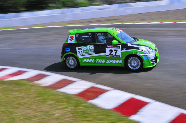 ANDARA Action in Hairpin 22