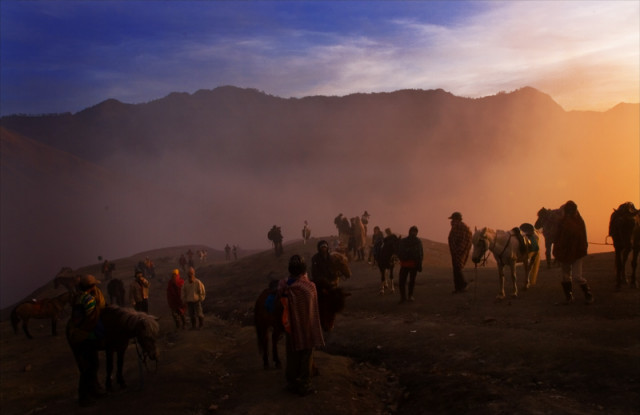 - suatu pagi di bromo -