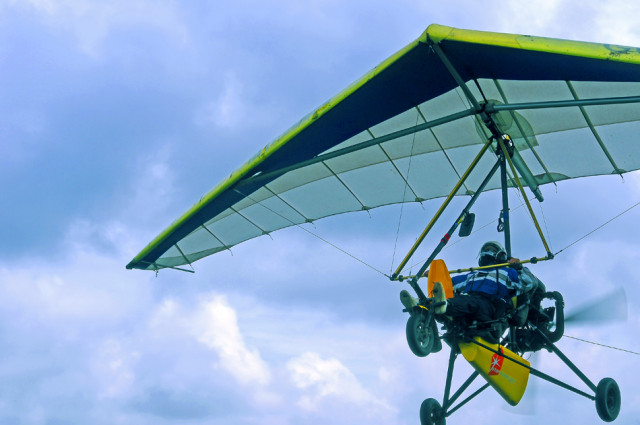 awas gua mau terbang