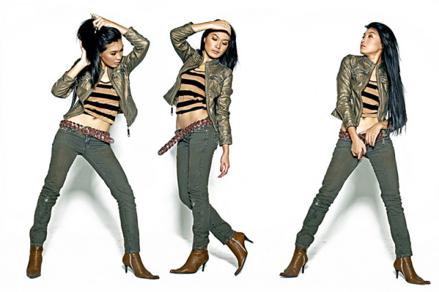 # Chain Of Moments #