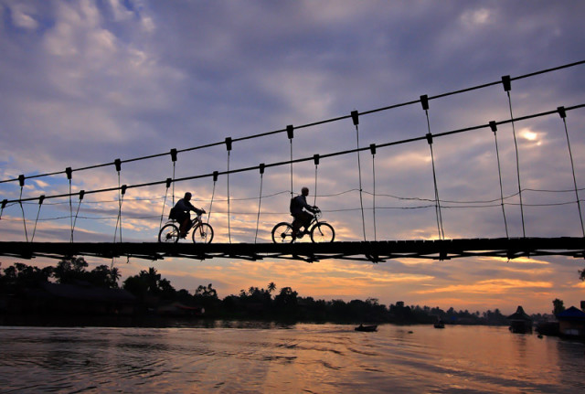 Memorial Lokbaintan Gate