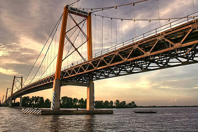 Barito Bridge