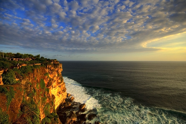 Uluwatu Cliff