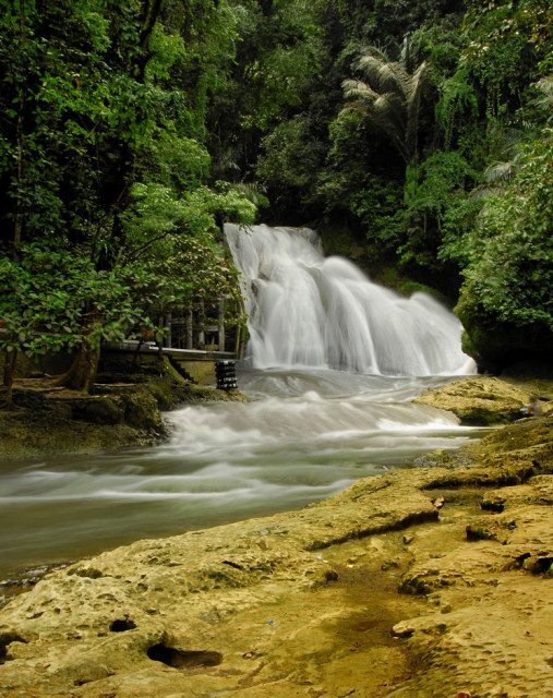 Bantimurung waterfall