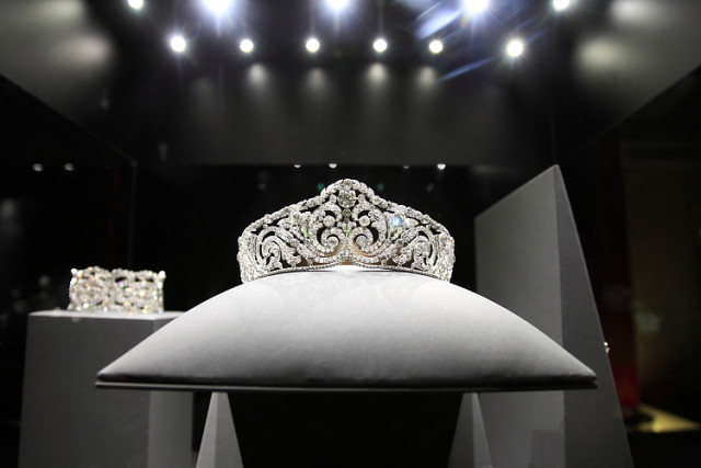 Forbidden's Crown