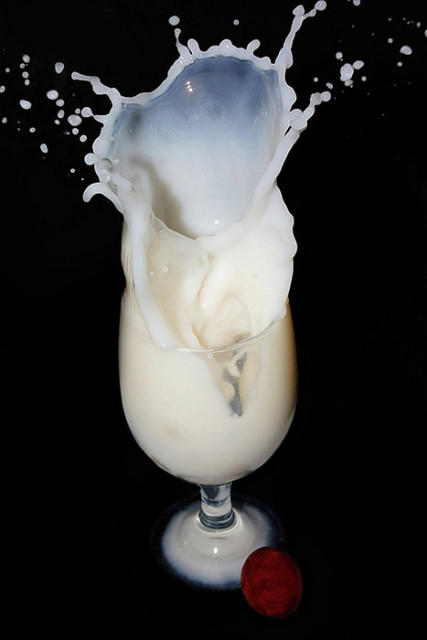 White Splash With Grapes