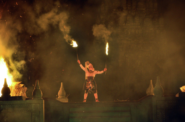 aku bakar negerimu..