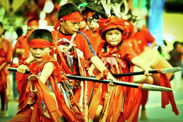 Tari Kabasaran Minahasa