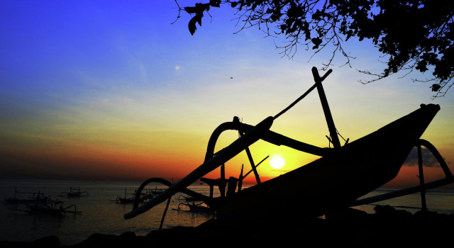 Suatu Fajar Di Sanur